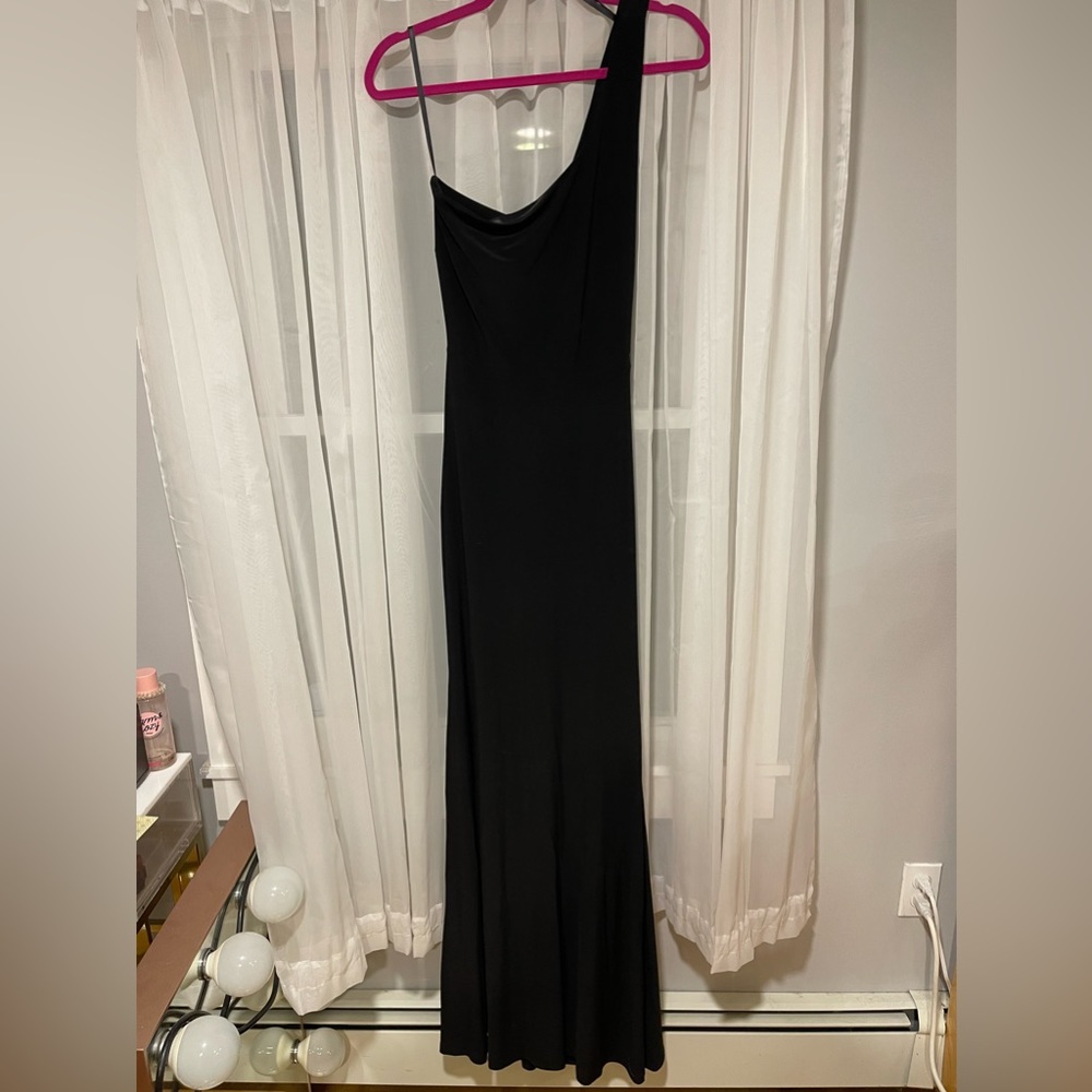 Windsor prom dress size large, black.